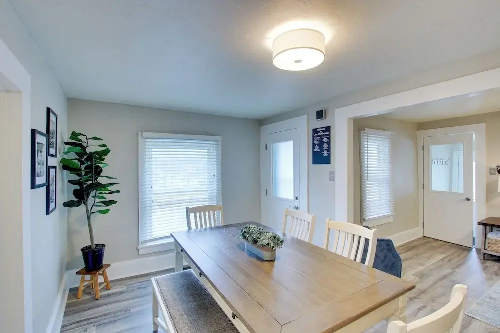 Coastal Comfort & Golfers Paradise in Sheboygan