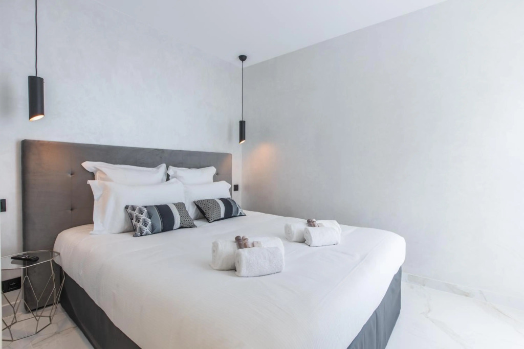 Résidence Topaze - Central - Luxurious - 50m Croisette Palais - LRA CANNES