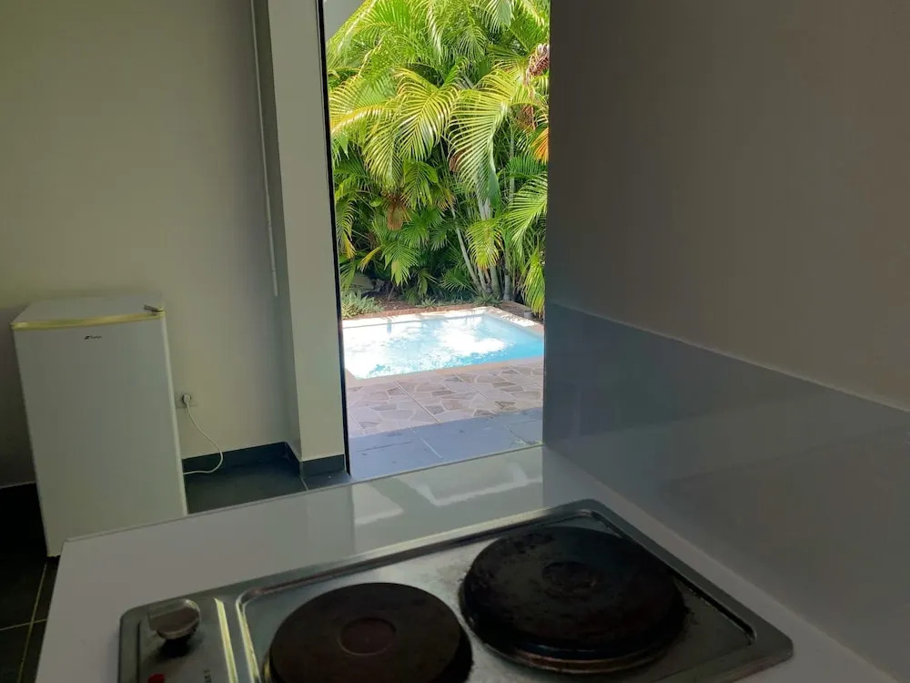Apartment With one Bedroom in Le Moule, With Private Pool, Furnished Terrace and Wifi - 200 m From the Beach