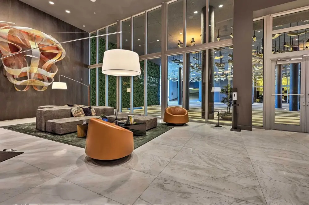 Chic Miami Condo w/ Pool, 6 Mi to South Beach