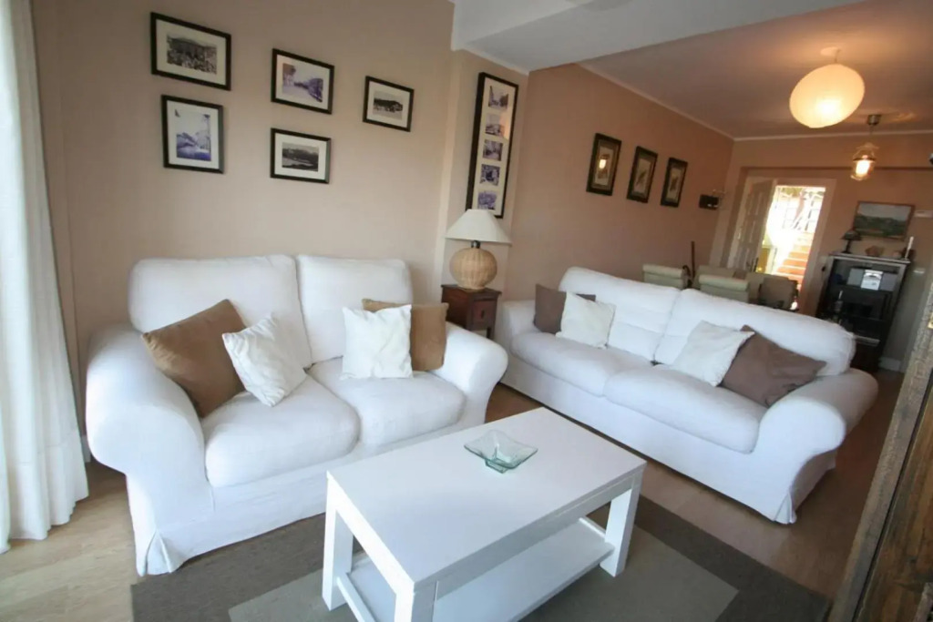 Apartamento en complejo residencial con piscina