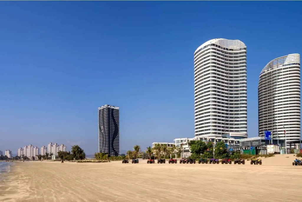 Wyndham Grand Plaza Royale Shuangyue Bay