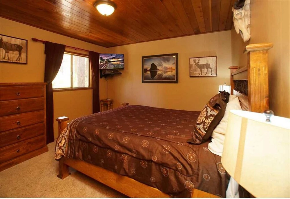 A Robinson Lodge
