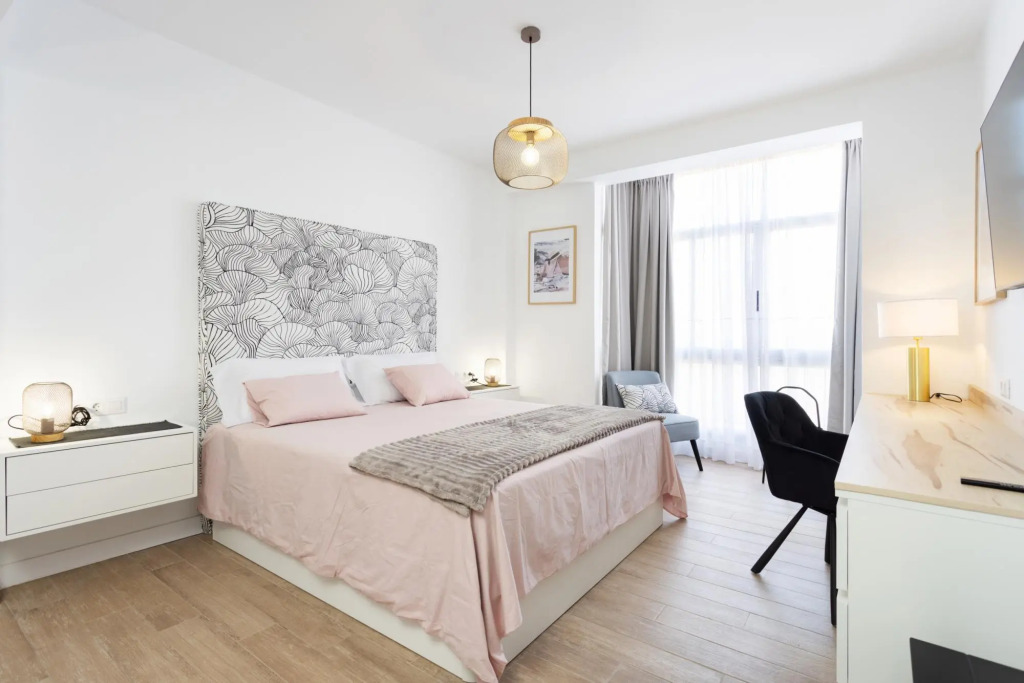 Home2Book Urban Chic Sebastian