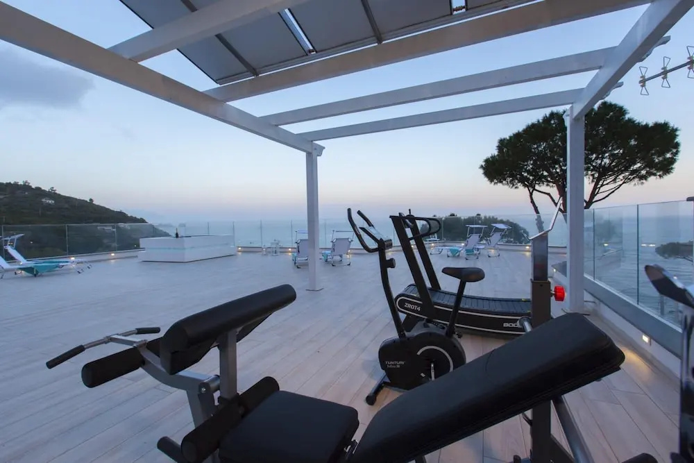 AMORE RENTALS - Villa Iside