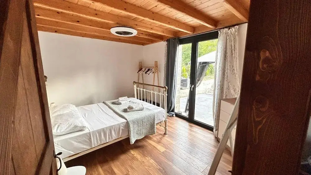 Villa with pool in Pelekas near the beach