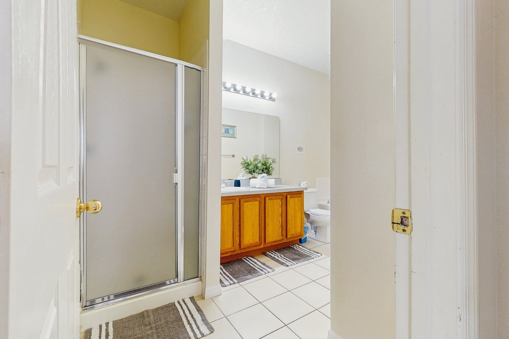 Private Pool, Great for Kids, 12 Miles to Disney Dogs OK, Snowbirds Welcome
