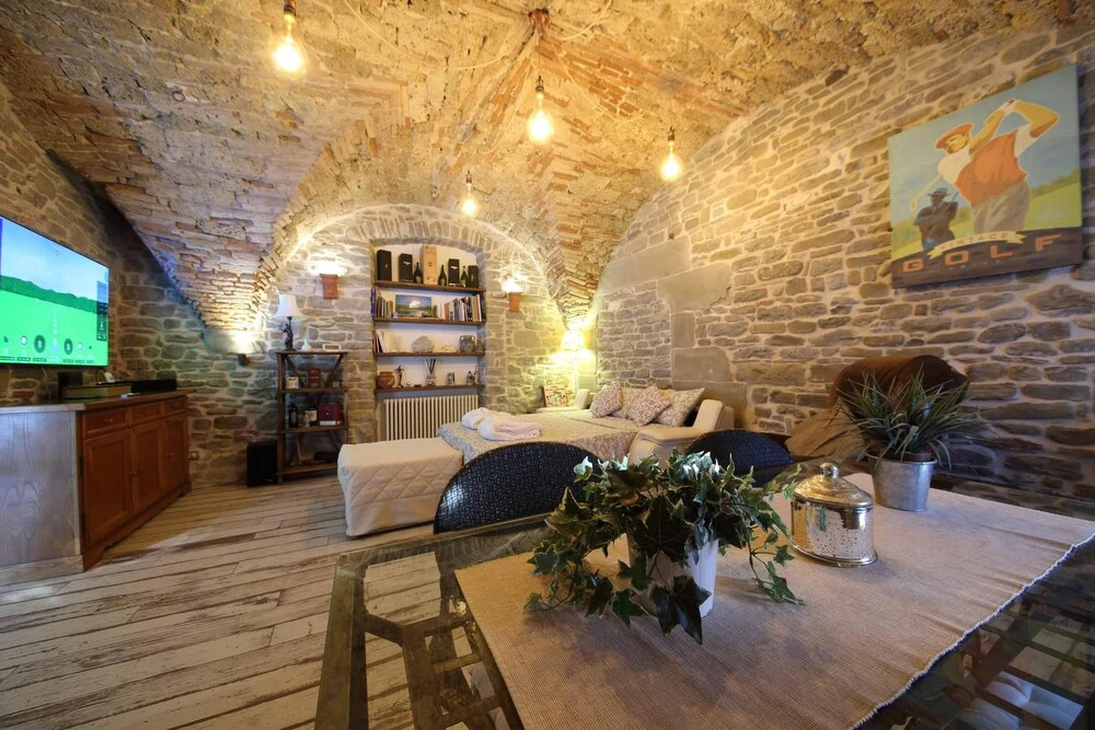Studio in Popolano, with Wonderful Mountain View, Enclosed Garden And Wifi