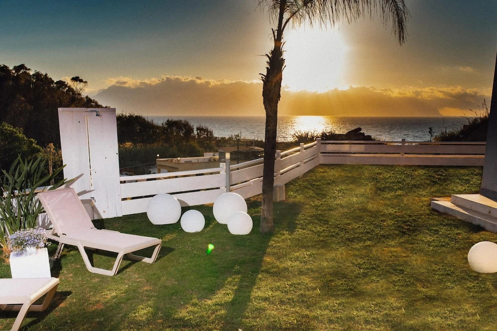 Apartment With one Bedroom in Balestrate, With Wonderful sea View, Enclosed Garden and Wifi - 100 m From the Beach