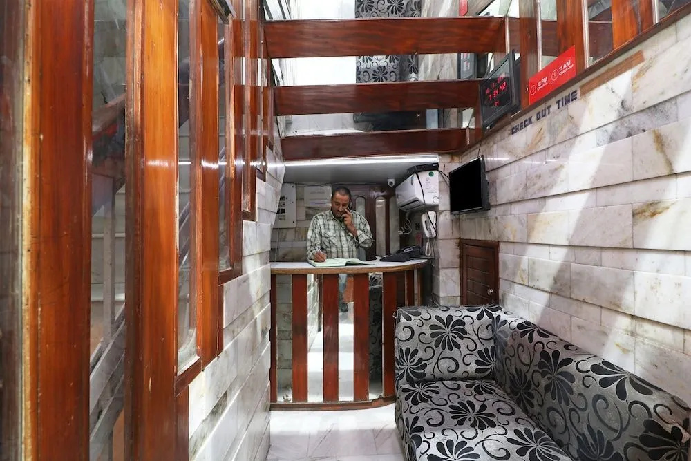 OYO 35806 Hotel Himgiri