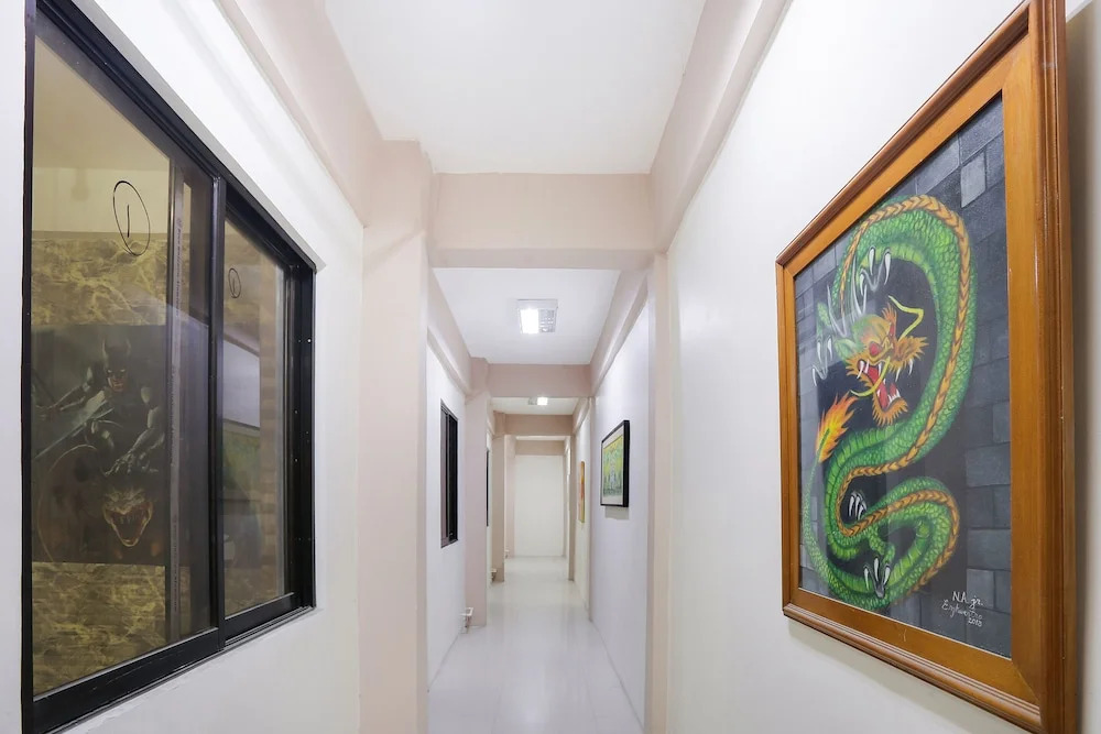 OYO 246 Heroes Building