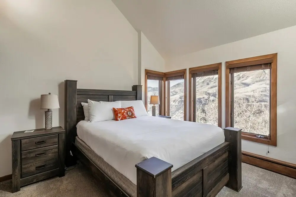 Crystal Chalet
