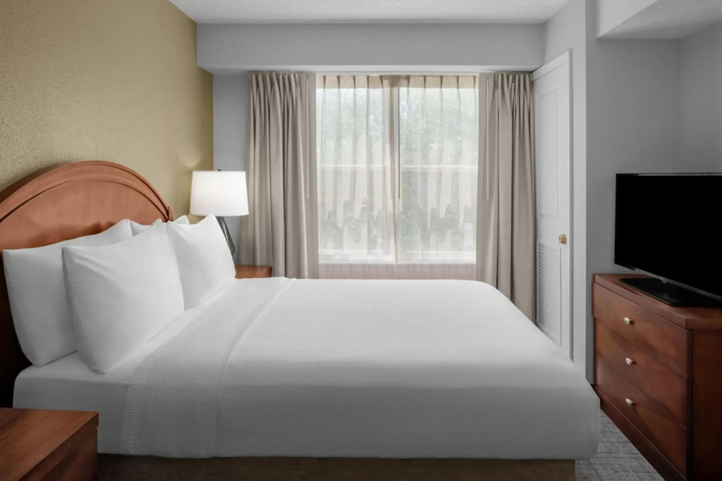 Residence Inn Long Island Holtsville