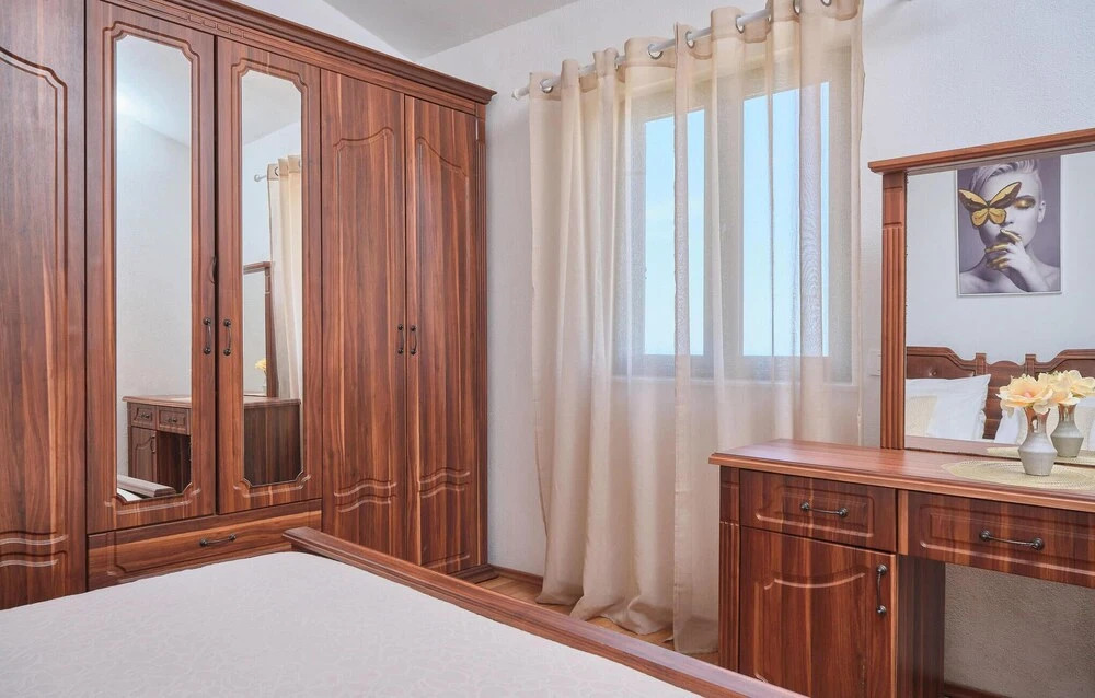 Nice Home in Podstrana With Outdoor Swimming Pool, Wifi and 2 Bedrooms