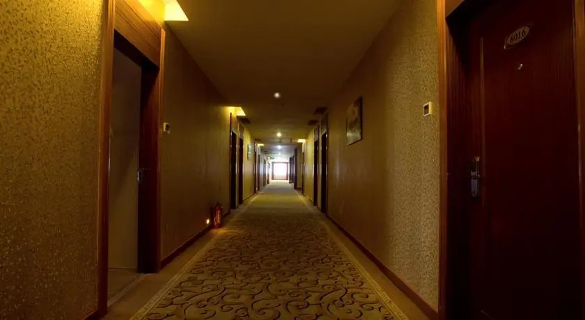 Yu Long Hotel