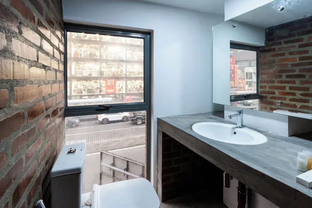 Trillium Boutique Express Hotel - Ward Place