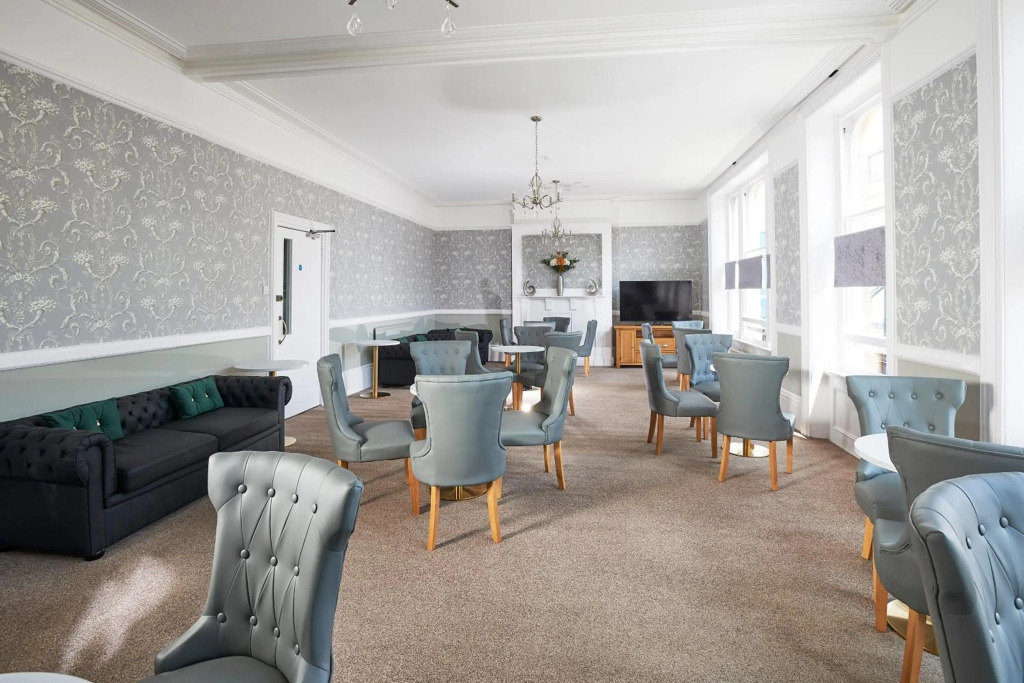 The Crown Hotel