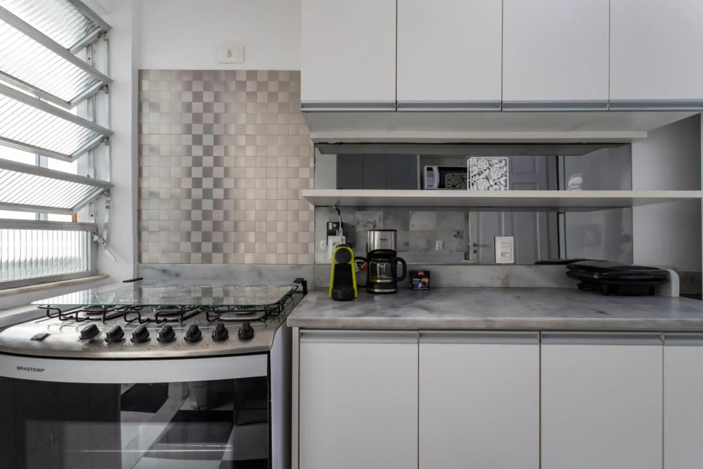 Pineapples BI701 - Apartamento 2 quartos em Copacabana com vista para o mar à 50m da praia