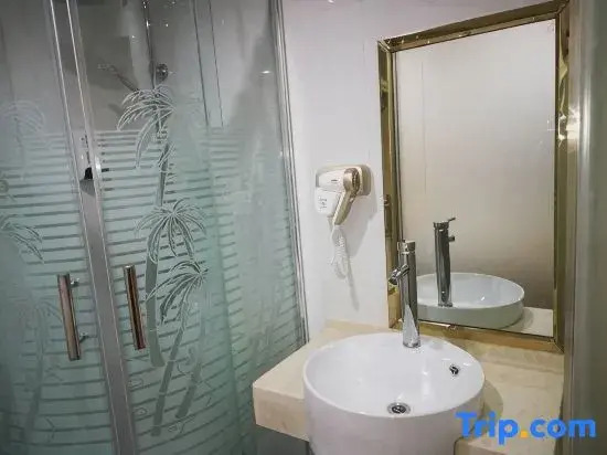 Shengxinyuan Hotel (Zuoling New City)