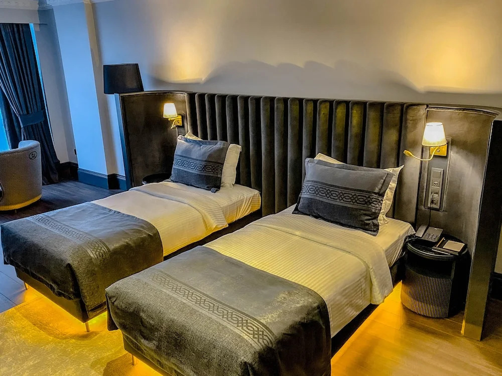 A11 HOTEL BOSPHORUS