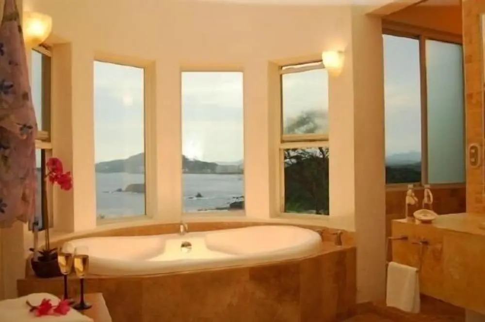 Villa Naivi Brisas 5BR by Villas HK28