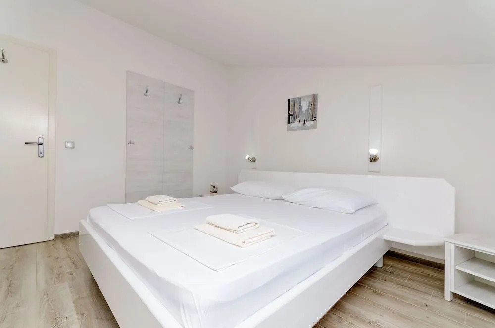 Apartment Ljubica