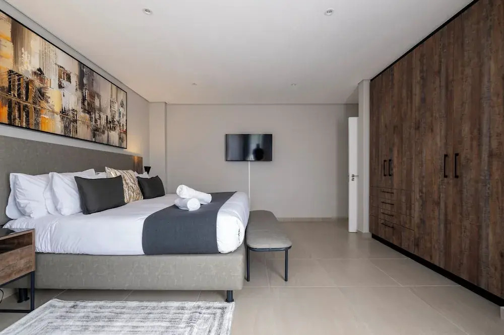 Lux Leisure Apartment Hotel Sandton