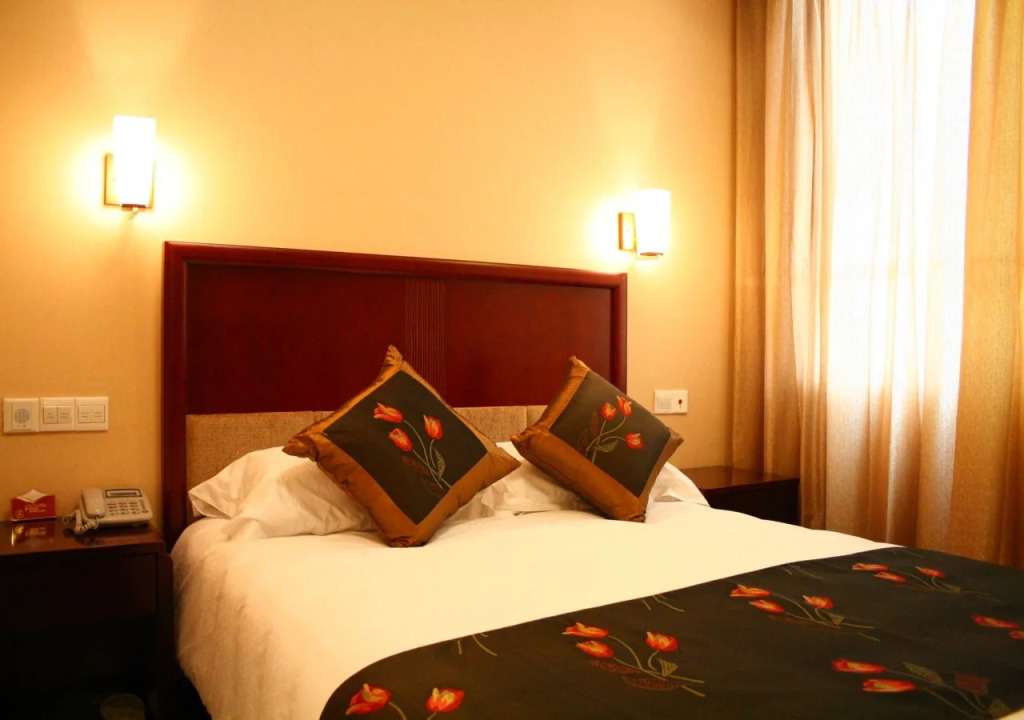 Tiantian Holiday Hotel