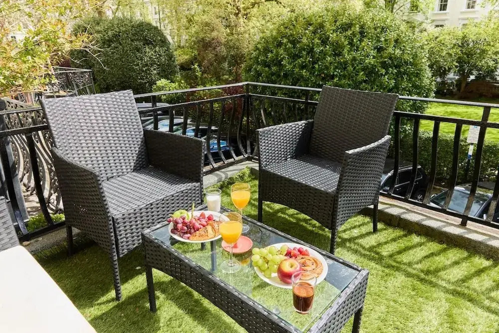 Summer Family Terrace Apartment - Central Location