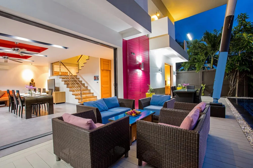 Chic and Modern 3BR Pool Villa Kloua