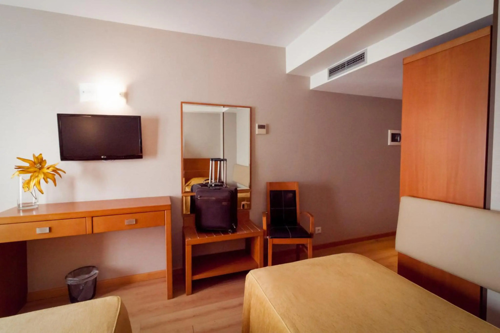 Hotel 4 Estações