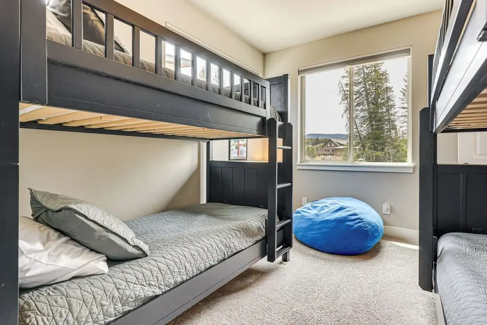 Walk to Dtwn: Fraser Retreat w/ Hot Tub & Views!