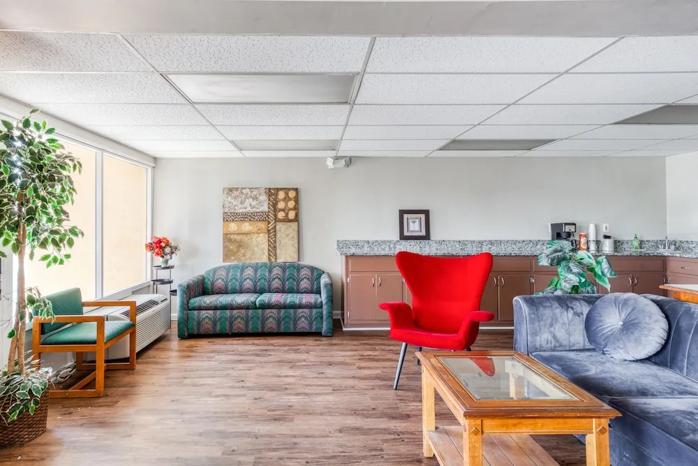 Super Inn Decatur