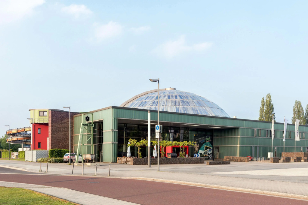 Super 8 By Wyndham Oberhausen