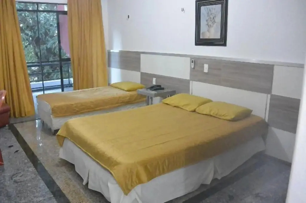 Ytacaranha Hotel de Serra