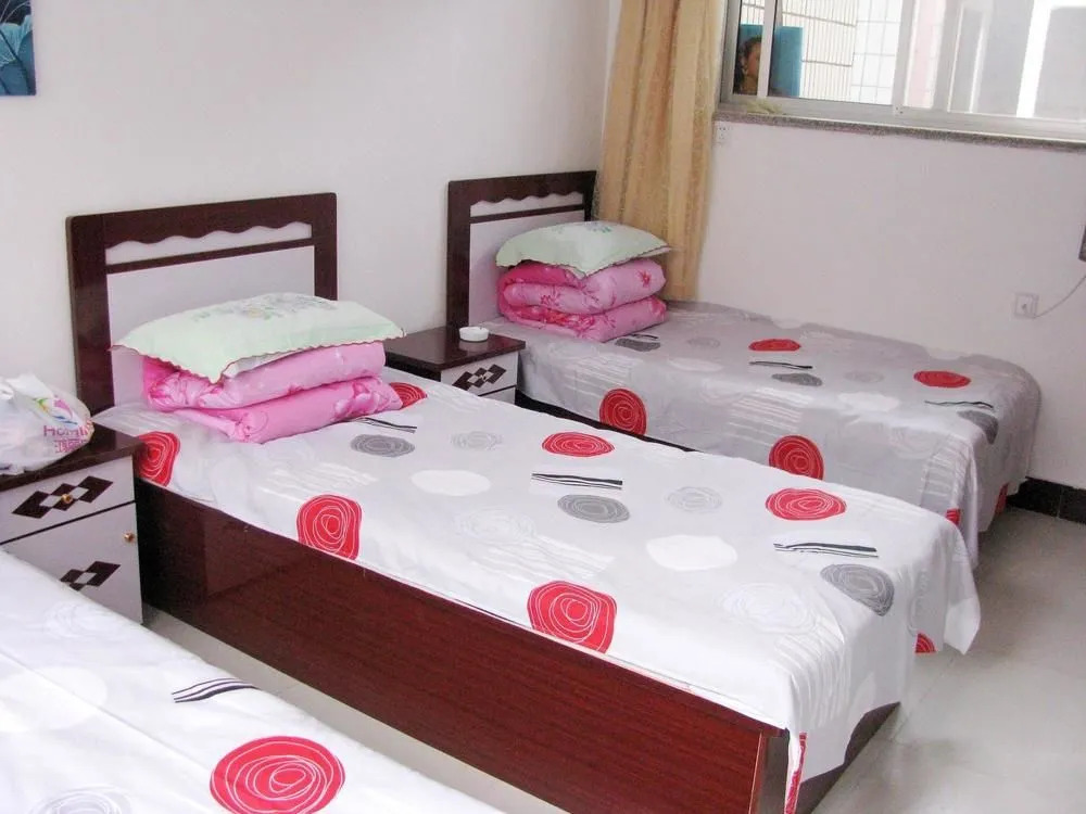 Rongjun Yujiale Hotel(蓬莱荣君渔家乐)