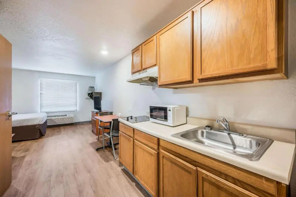 Extended Stay America Select Suites - Montgomery