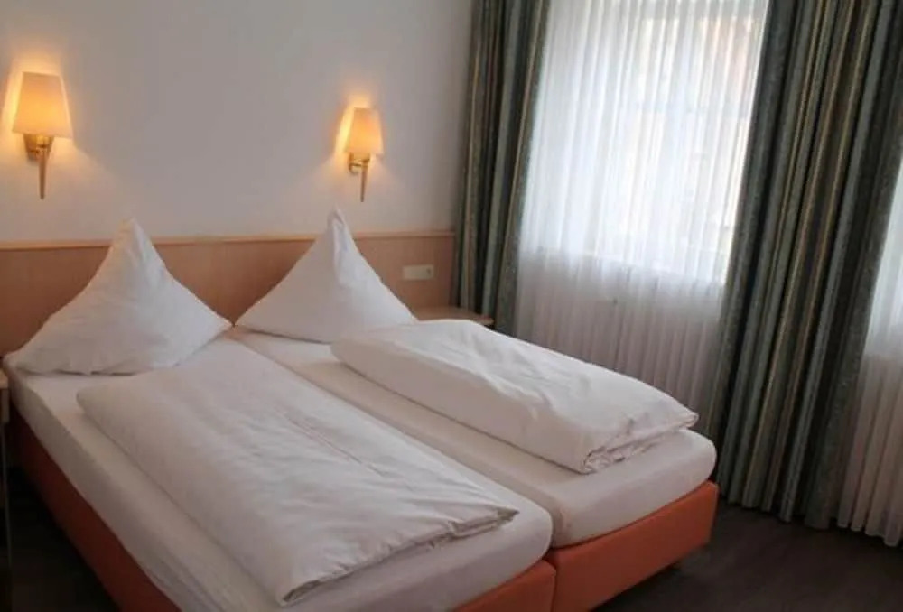 Hotel & Café Göller