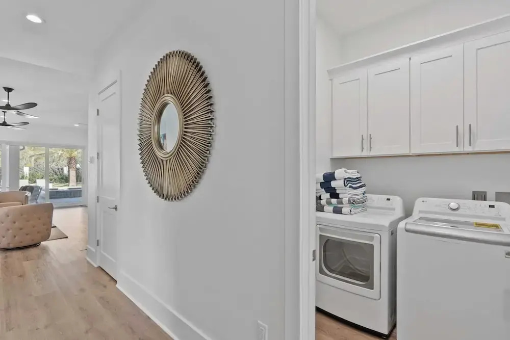 30A Salt & Solace Pool, Golf Cart, Hot Tub + Outdoor Kitchen