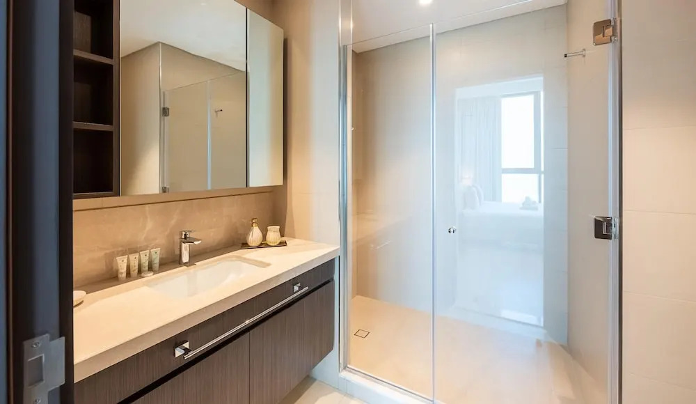Premium 2BR Downtown Apt w Dubai Mall Access