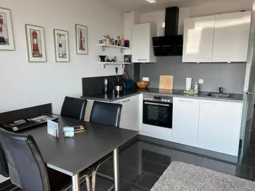 WoogeTraum - Traumwohnung mit Meerblick direkt am Strand
