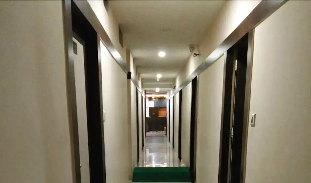 royal garden lodge