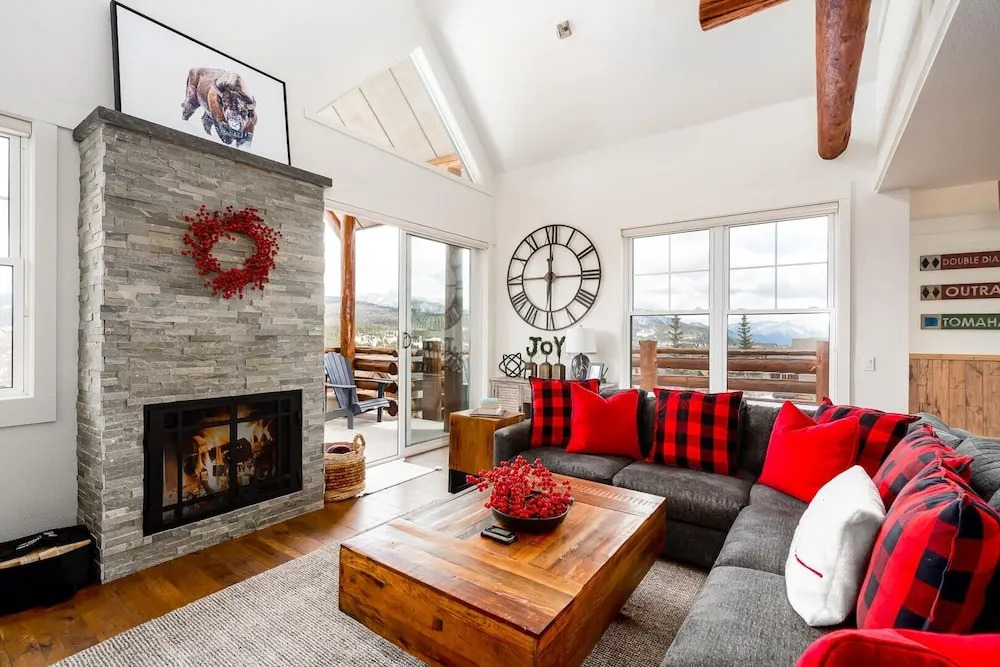 Saddle Ridge D1 3 Bedroom Condo by Moonlight Basin Lodging