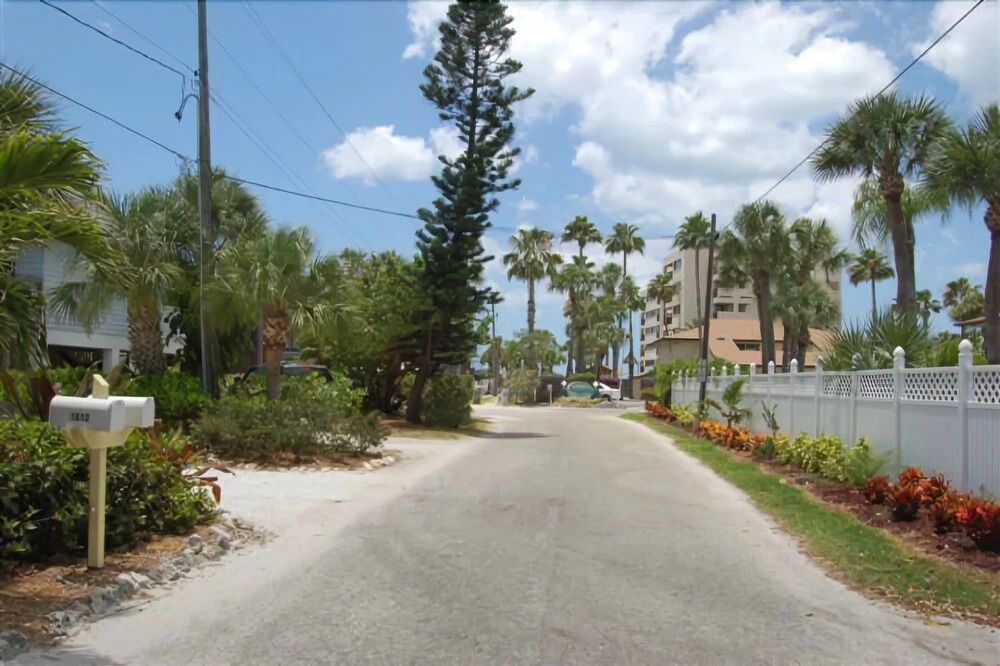 1010 Point of Rocks Road 2 Bedrooms 2 Bathrooms Duplex