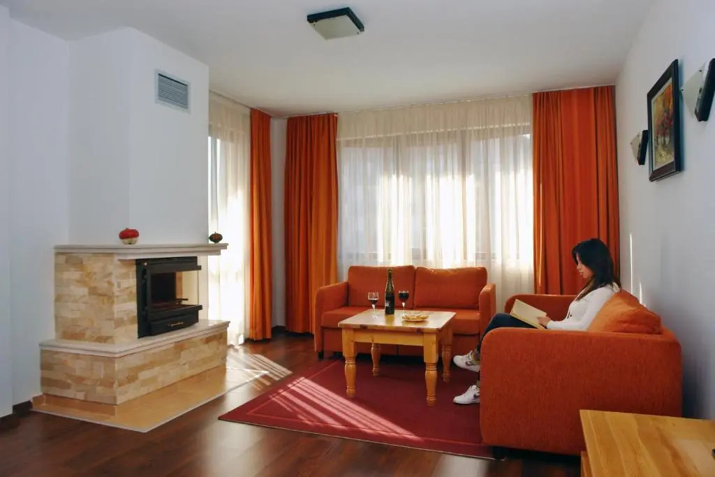 Winslow Infinity Aparthotel