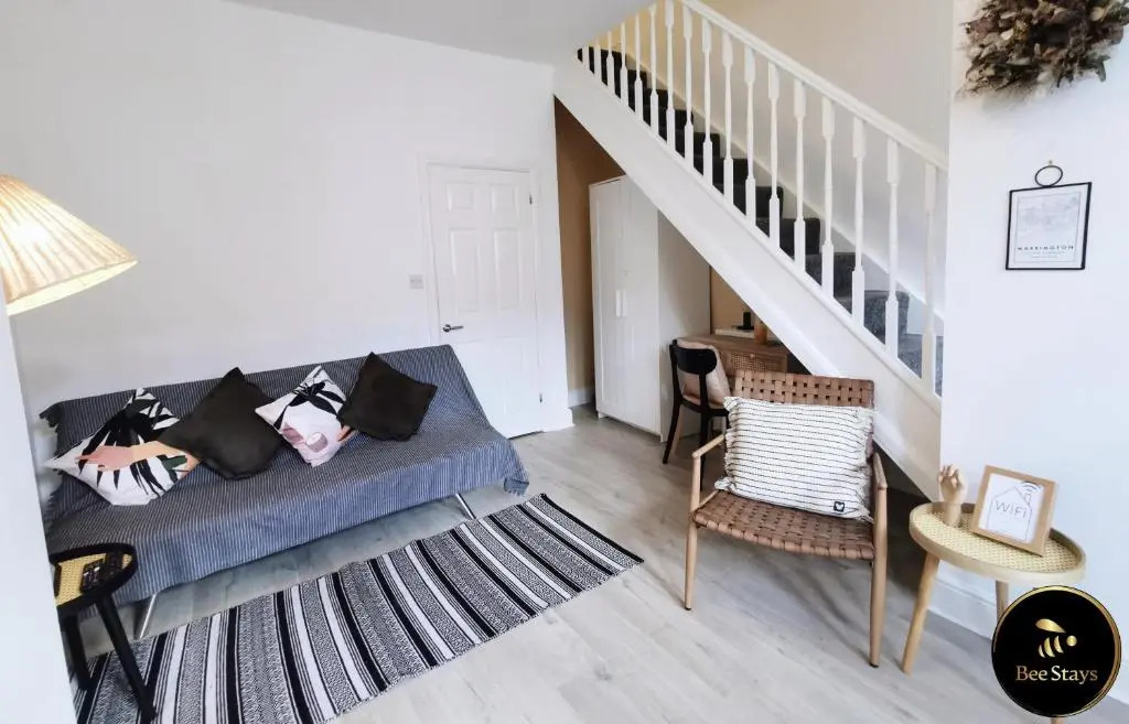 Pickmere House- An Oasis Near Town Centre