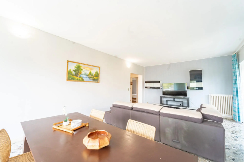 Large Apartment with Panoramic Terrace by Wonderful Italy