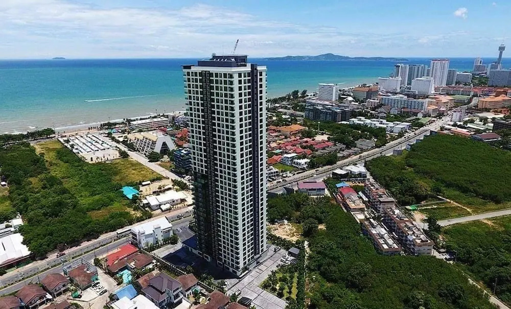 Dusit Grand Condo View