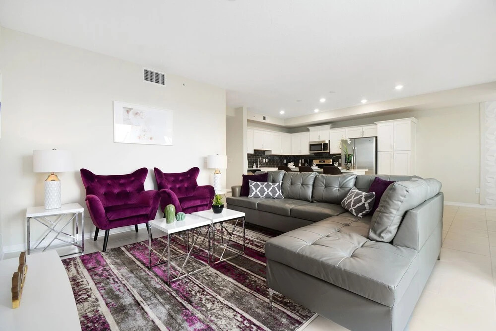 106 Apartment Storey Lake  44309 / 46929
