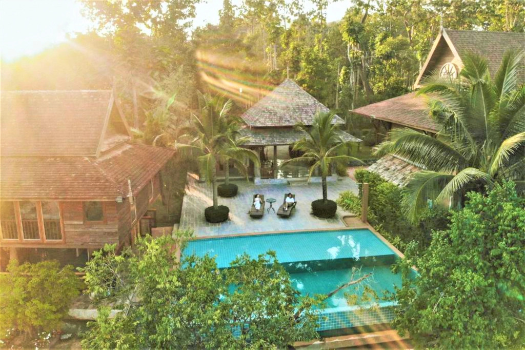 Royal Train Garden Resort